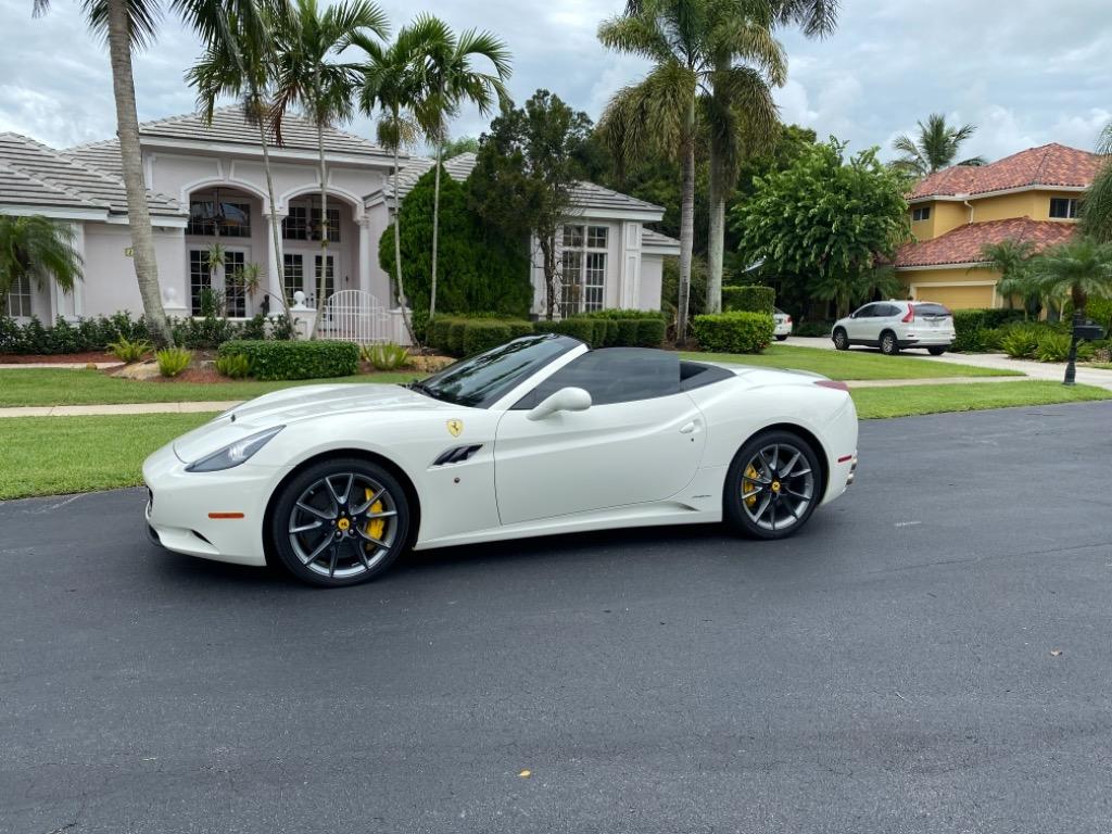 2013 Ferrari California - $127,999