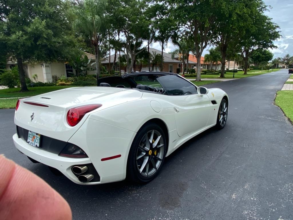 2013 Ferrari California - $127,999