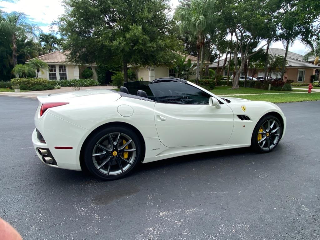 2013 Ferrari California - $127,999