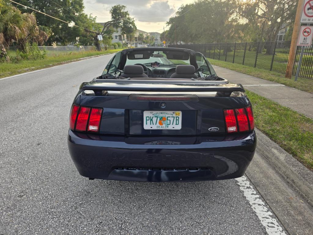 2002 Ford Mustang