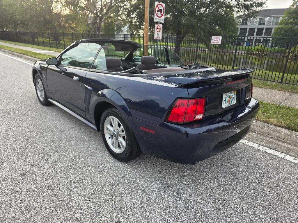 2002 Ford Mustang