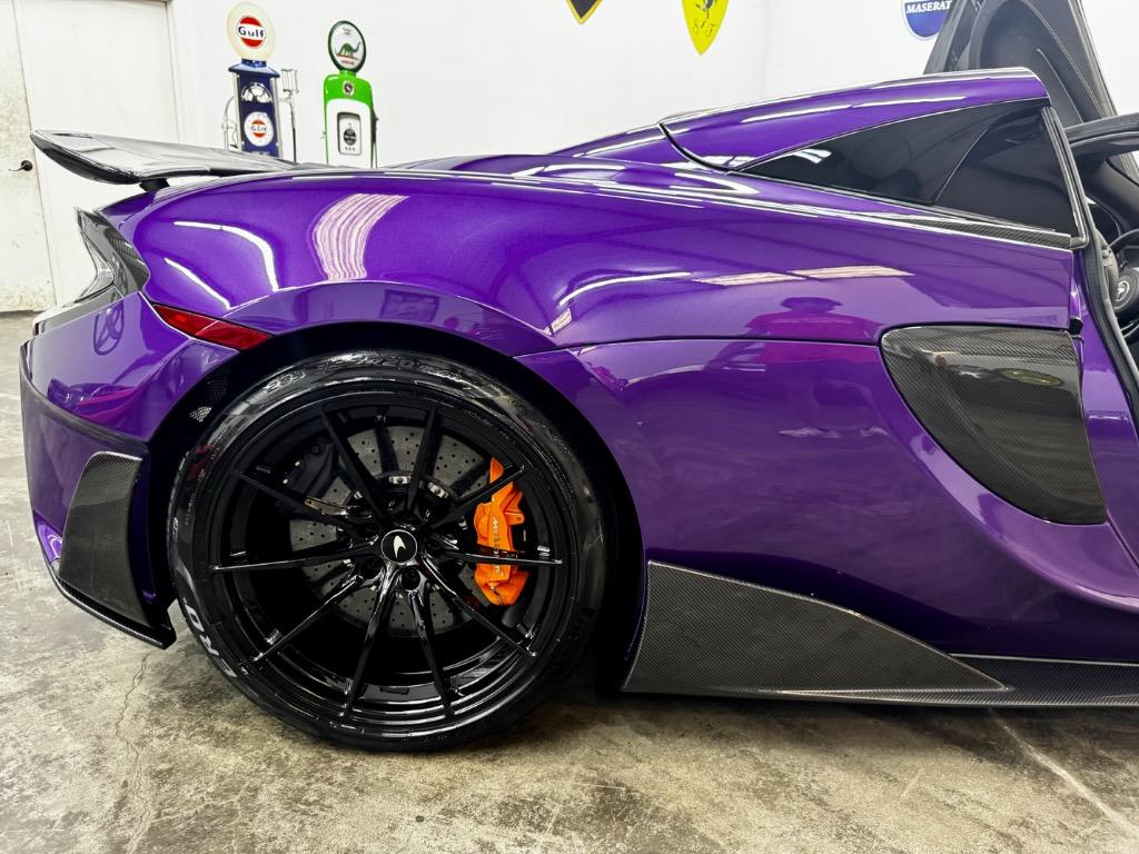 2020 McLaren 600LT  photo