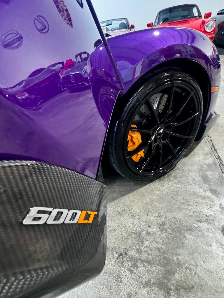 2020 McLaren 600LT  photo