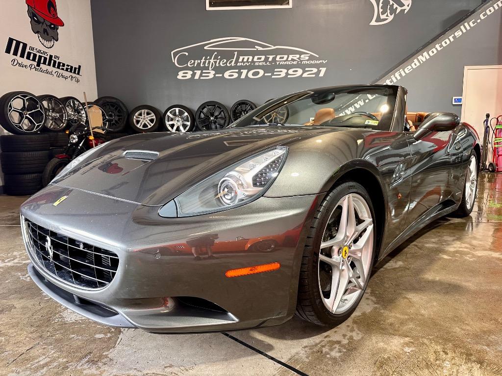 2013 Ferrari California photo