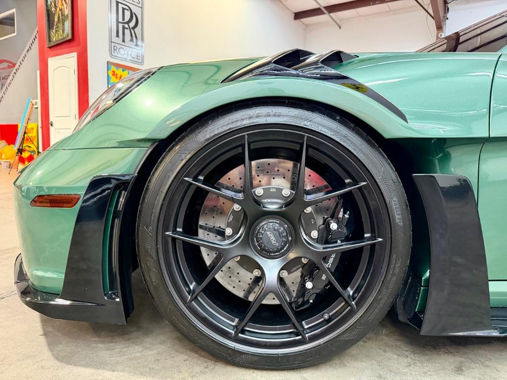 2025 Porsche 911 - $495,950