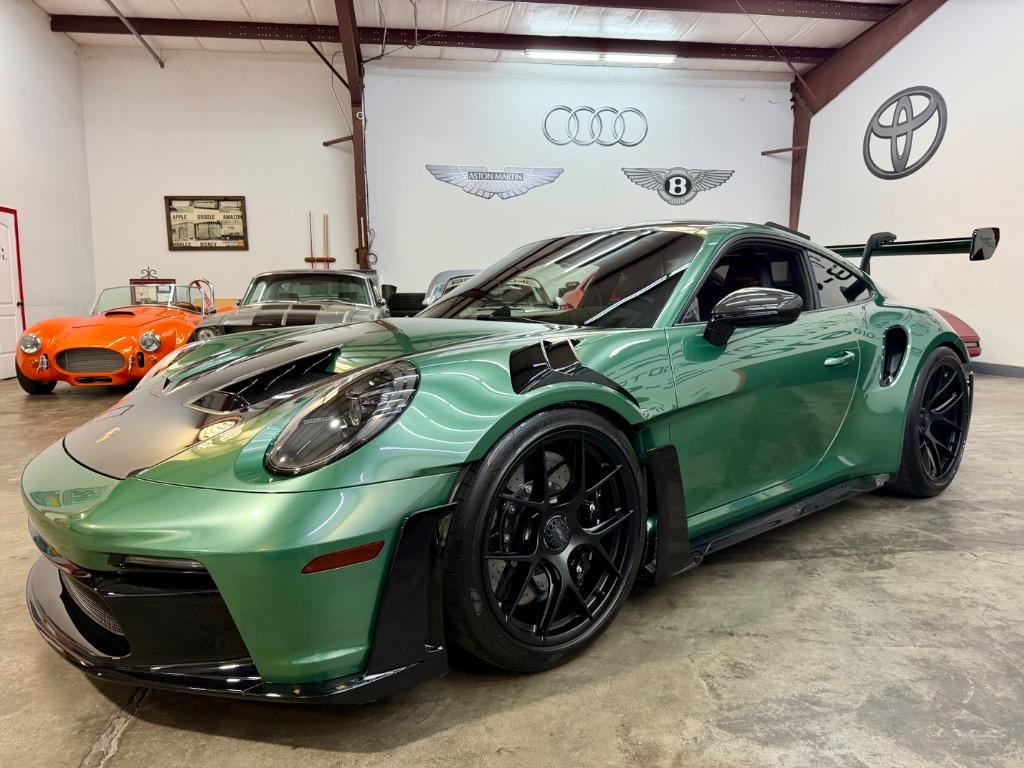2025 Porsche 911 - $495,950