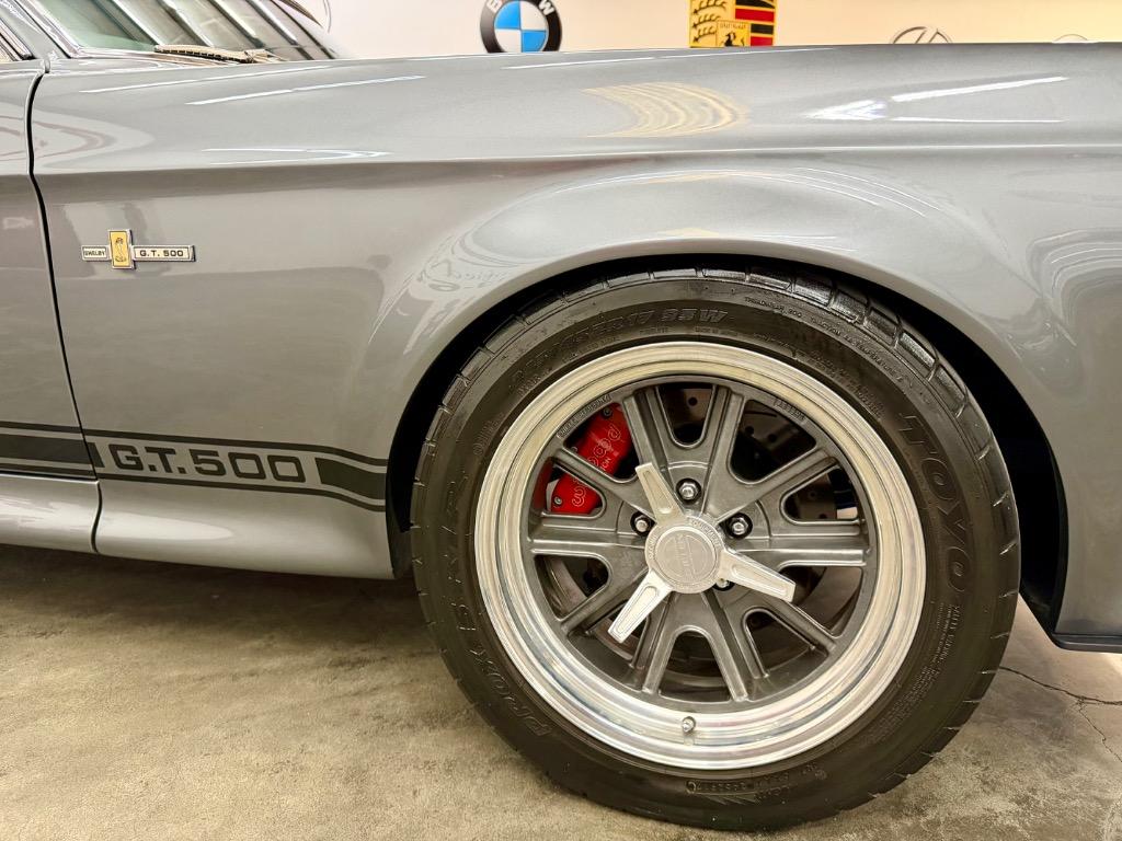 1967 Ford GT - $1,250,000