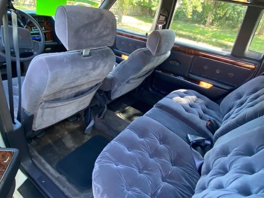 1993 Chrysler New Yorker - $4,495