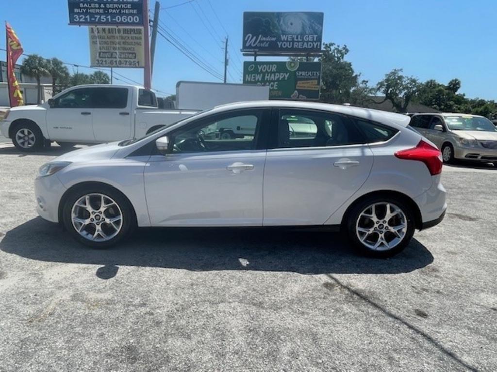 2012 Ford Focus SEL photo