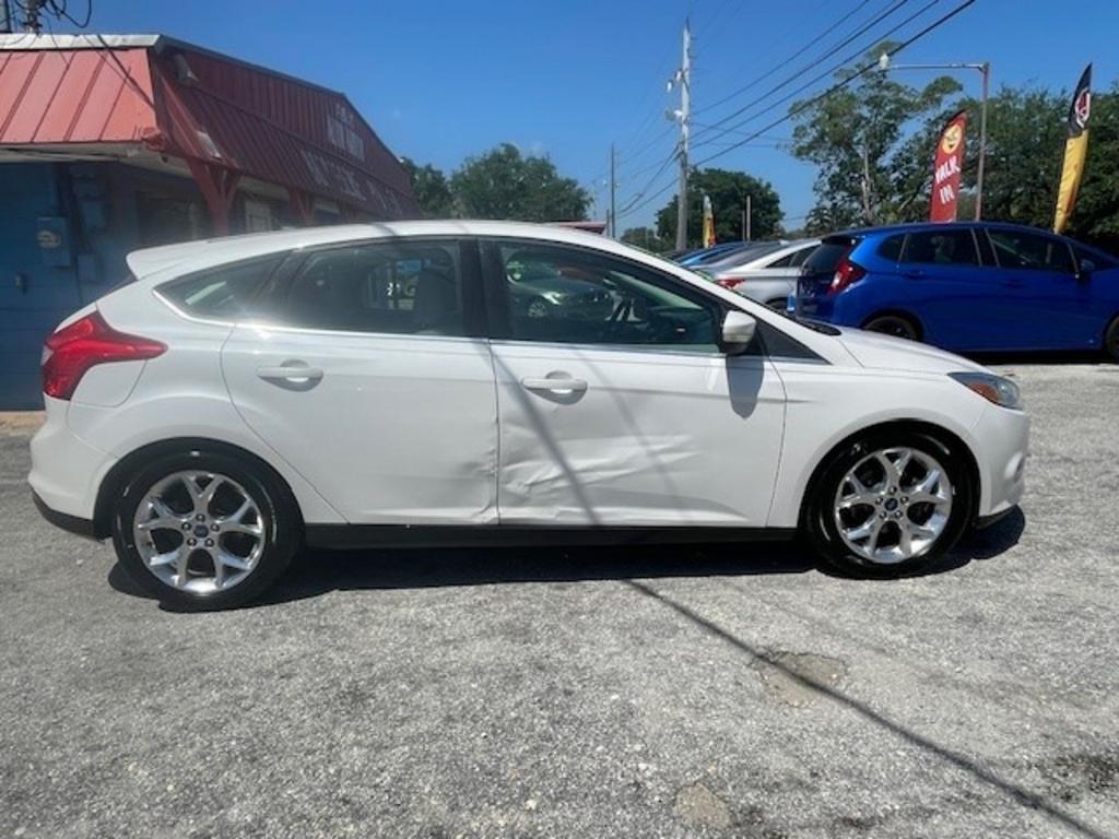 2012 Ford Focus SEL photo