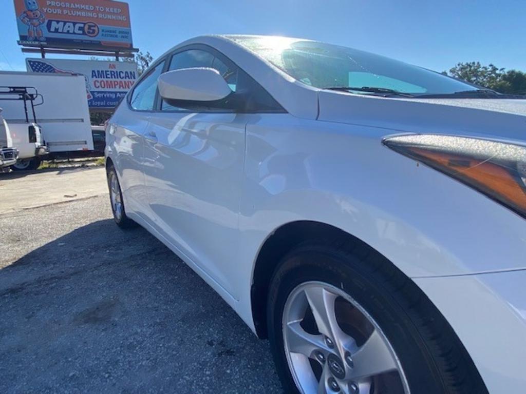 2014 Hyundai Elantra Limited photo