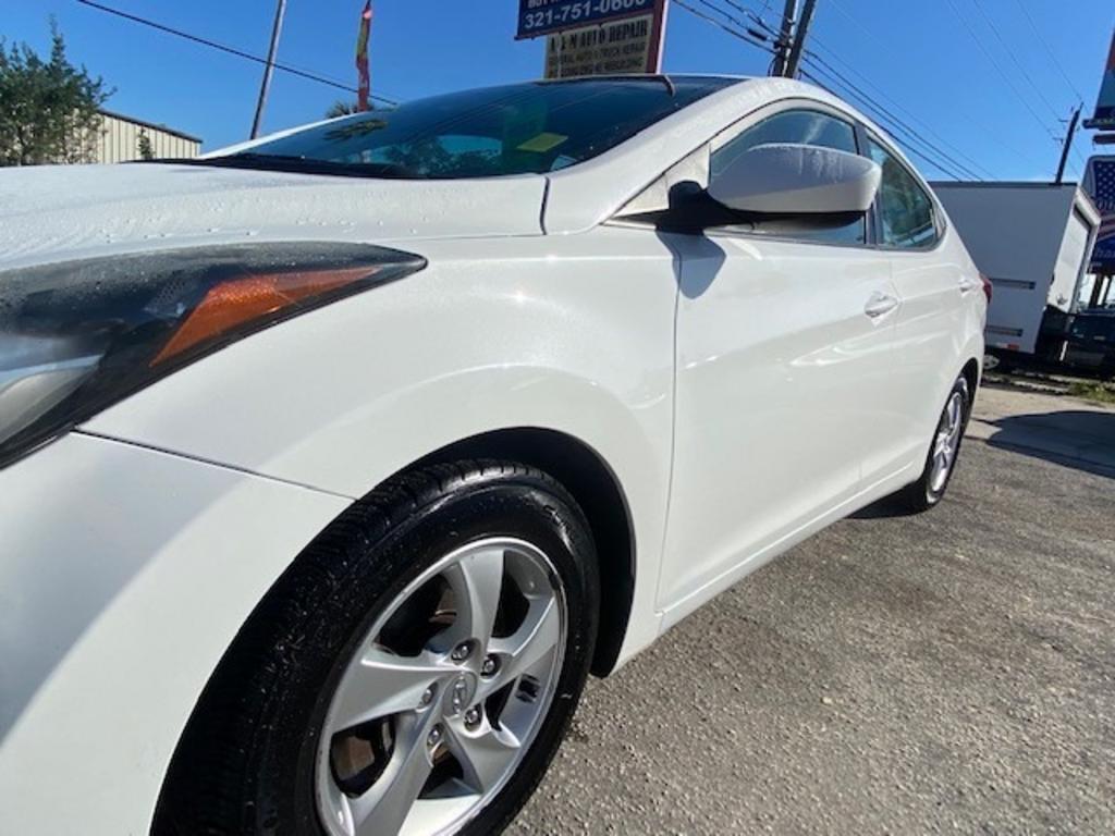 2014 Hyundai Elantra Limited photo
