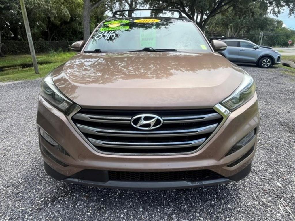 2016 Hyundai Tucson - $10,995
