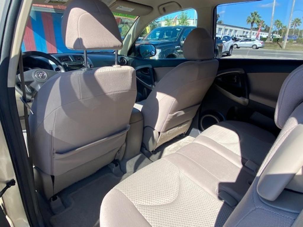 2007 Toyota RAV4 photo