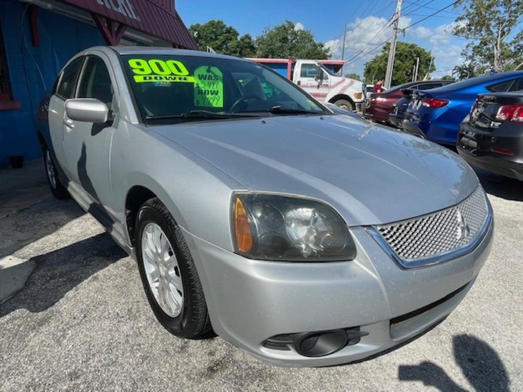 2010 Mitsubishi Galant FE photo