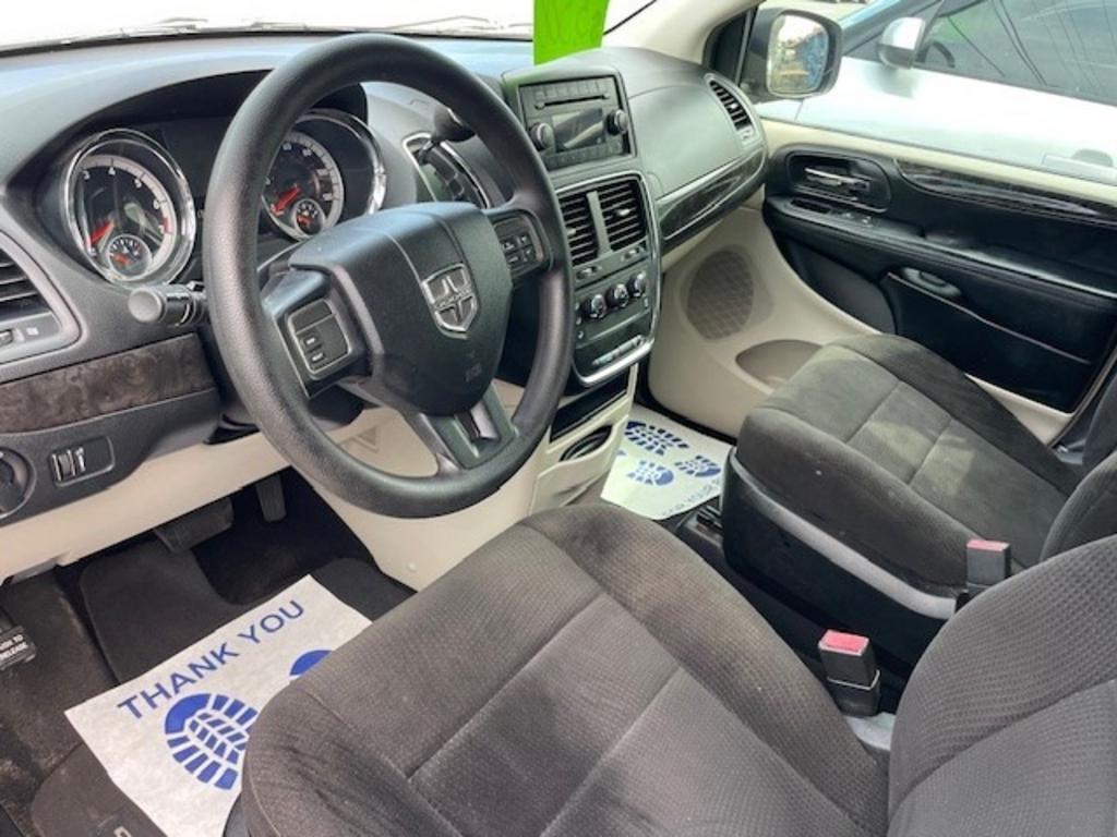 2012 Dodge Grand Caravan SE photo