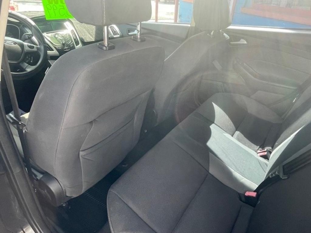 2013 Ford Focus - $6,595