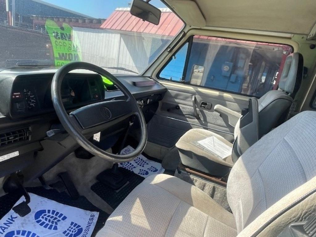1987 Volkswagen Vanagon - $15,999
