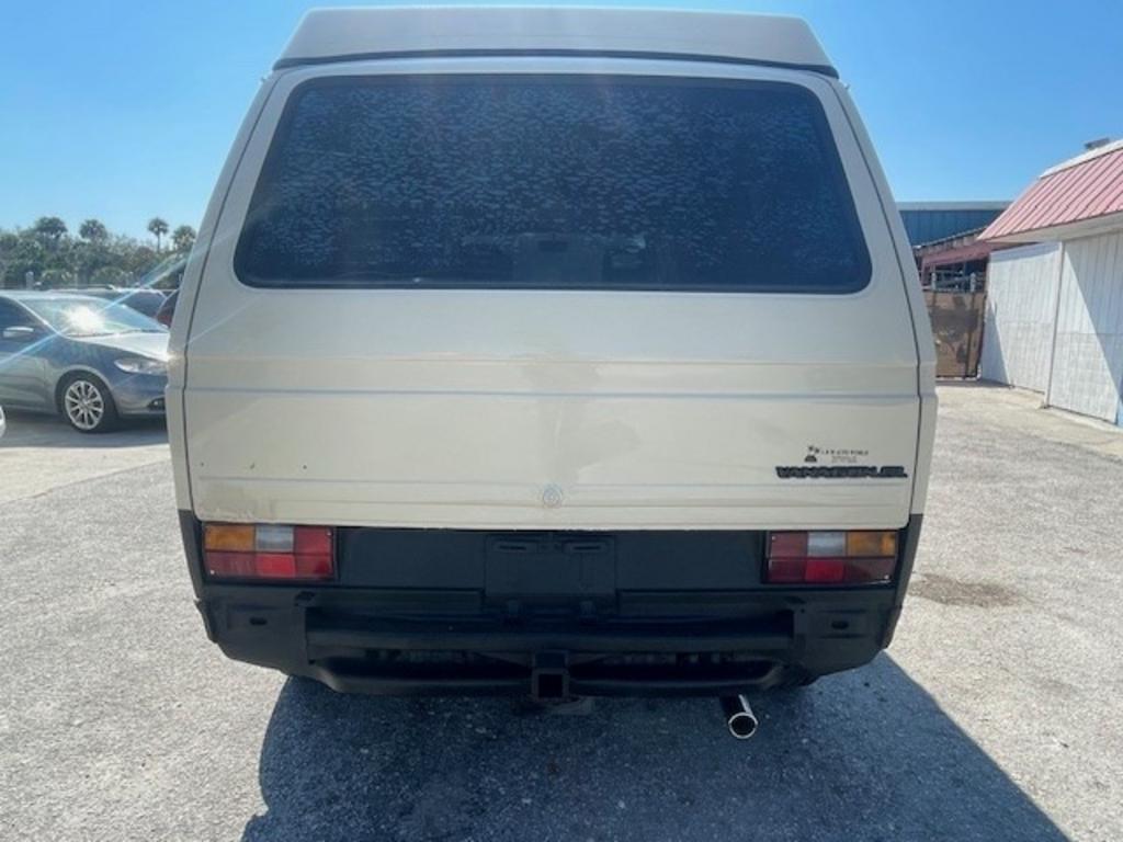 1987 Volkswagen Vanagon - $15,999