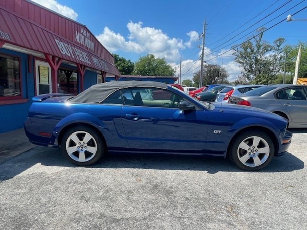 2006 Ford Mustang - $8,995