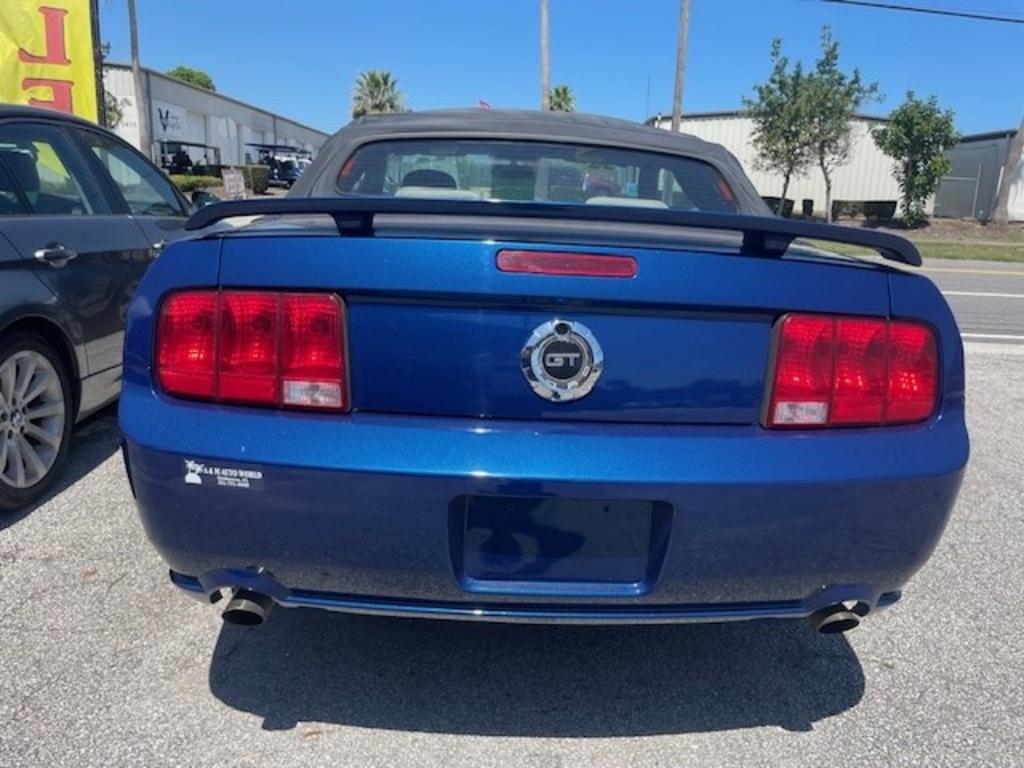 2006 Ford Mustang - $8,995