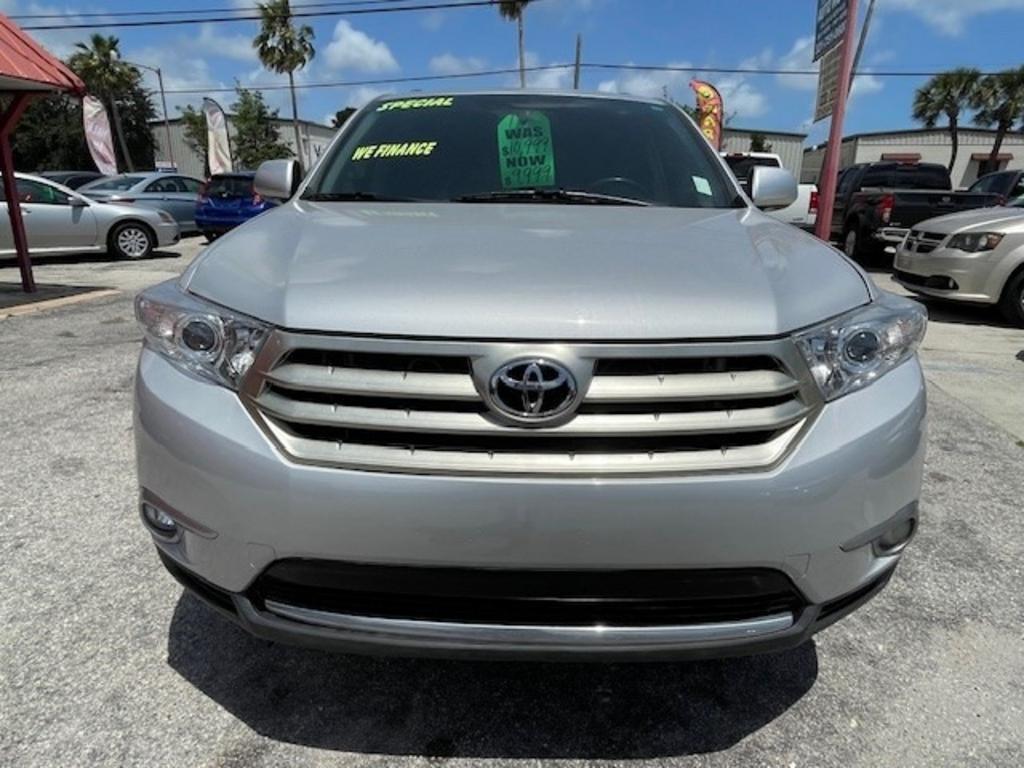 2012 Toyota Highlander - $9,485