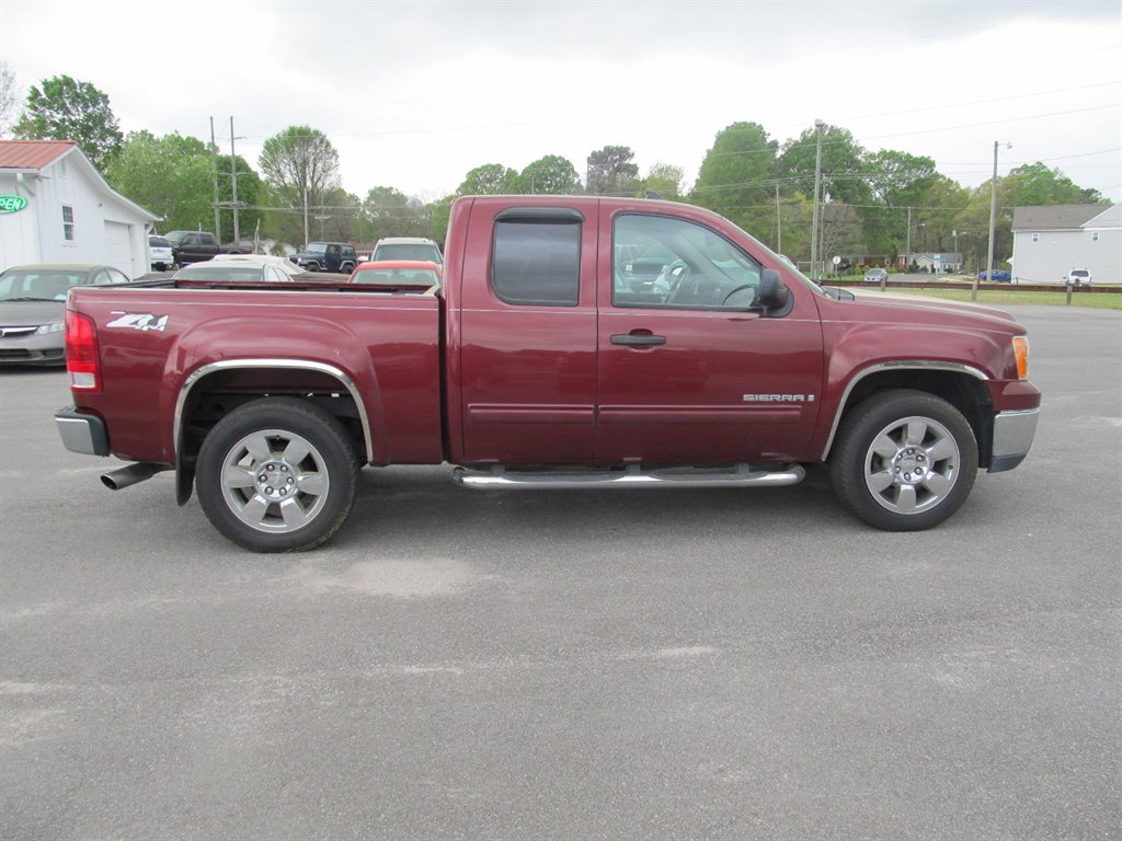 2009 GMC Sierra 1500 SLE photo