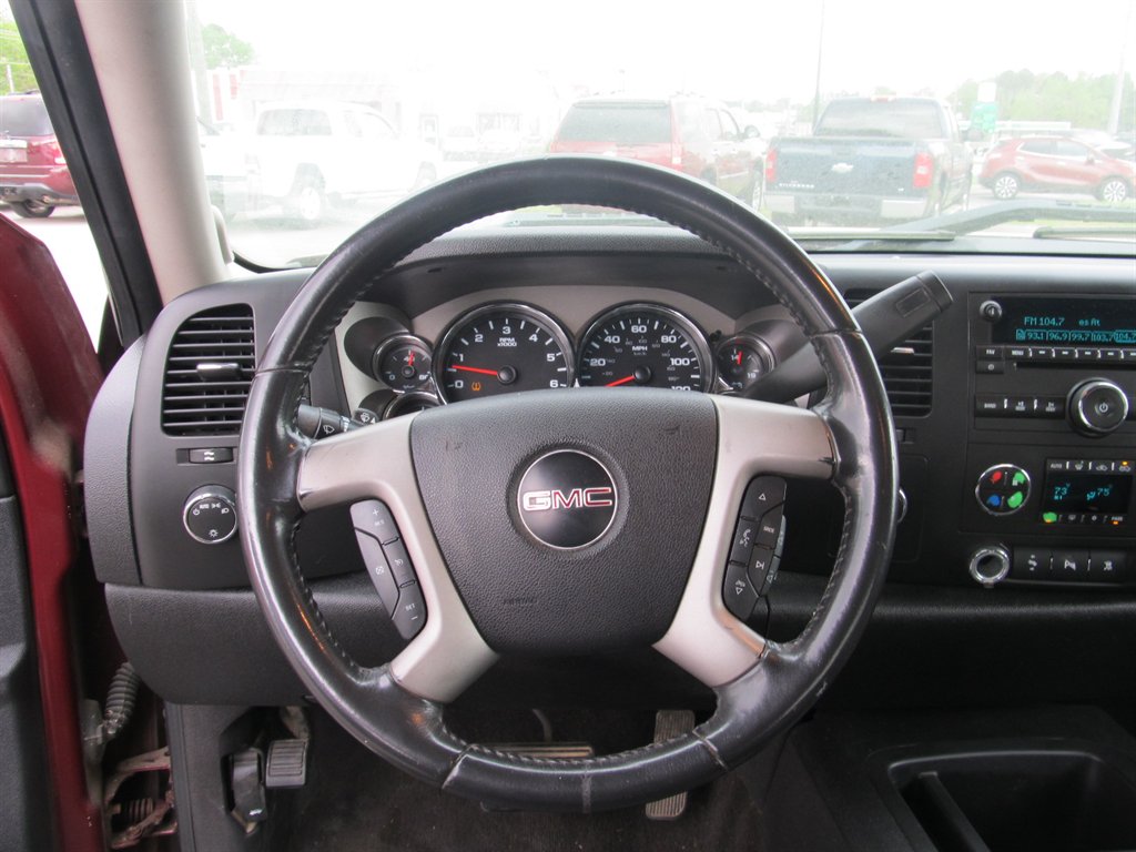 2009 GMC Sierra 1500 SLE photo