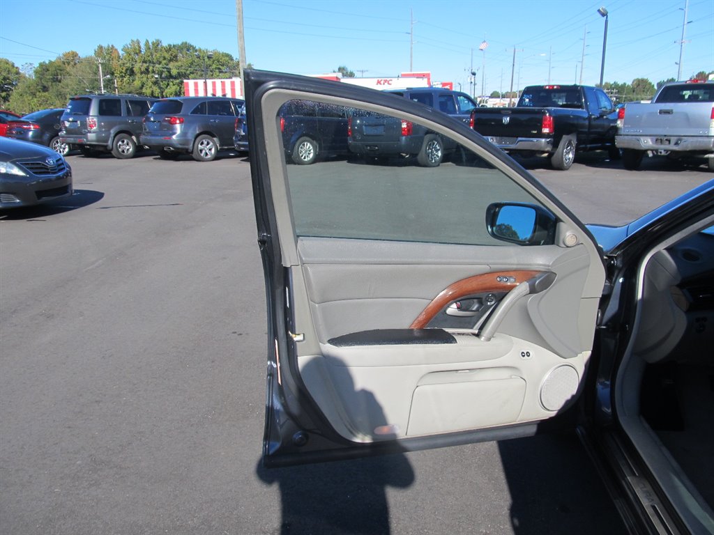 2008 ACURA RL Sedan - $8,999