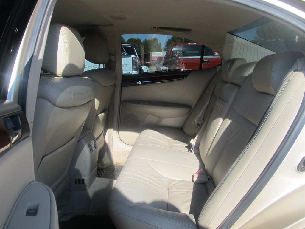 2004 LEXUS ES Sedan - $6,999