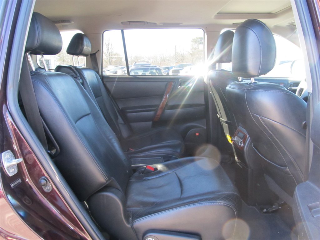 2011 Toyota Highlander Limited photo