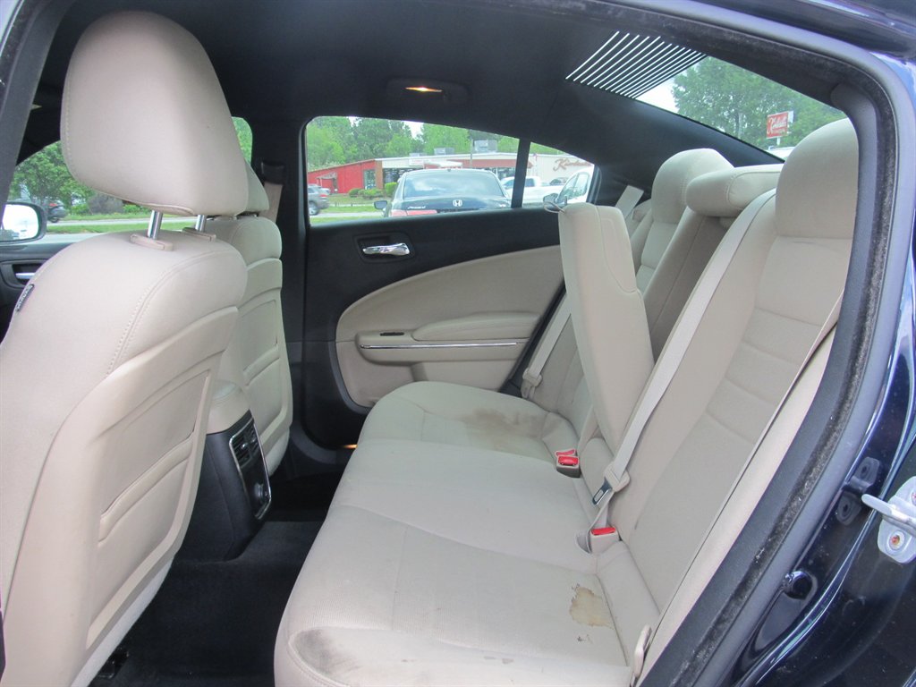 2012 Dodge Charger SE photo