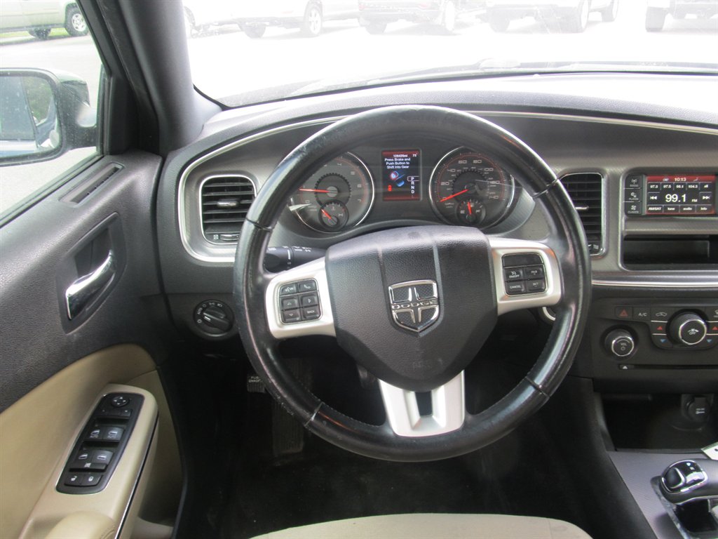 2012 Dodge Charger SE photo