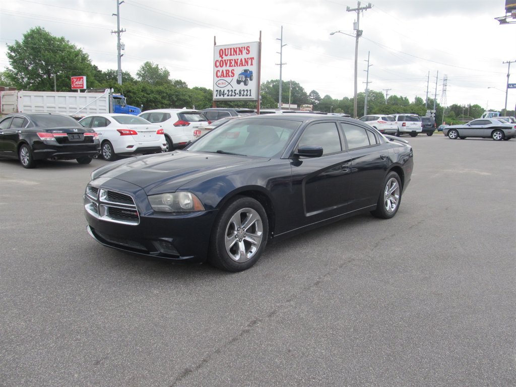2012 Dodge Charger SE photo