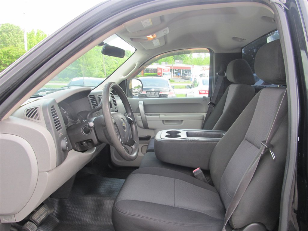 2013 Chevrolet Silverado 1500 Work Truck photo