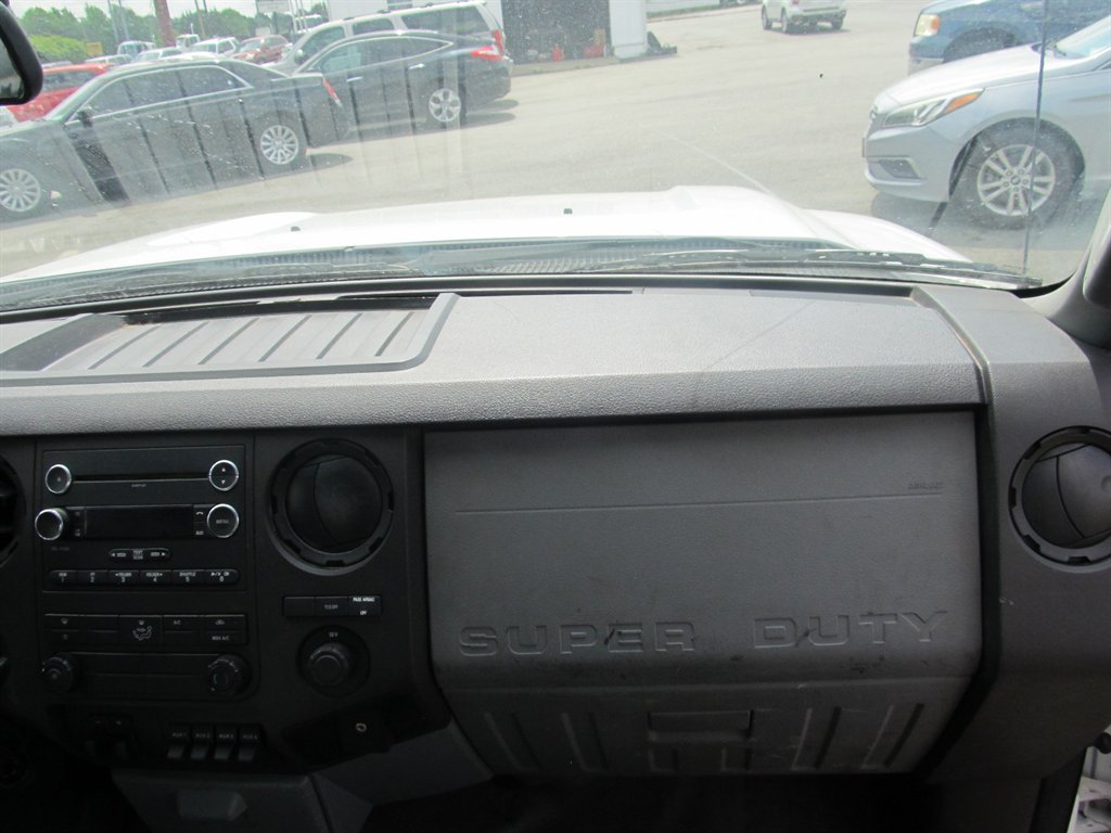 2013 Ford F-350 XL photo