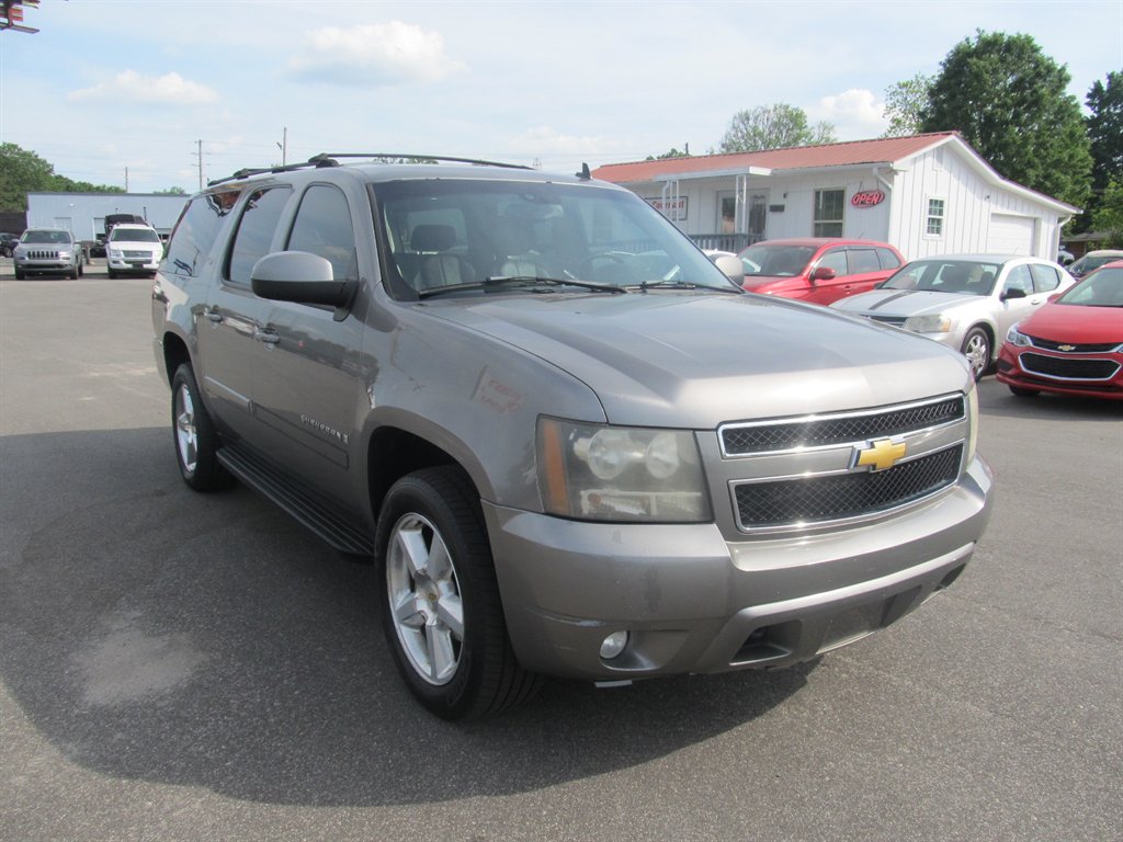 2007 Chevrolet Suburban LS 1500 photo