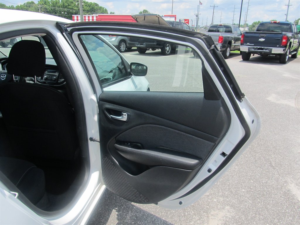 2013 Dodge Dart - $8,999