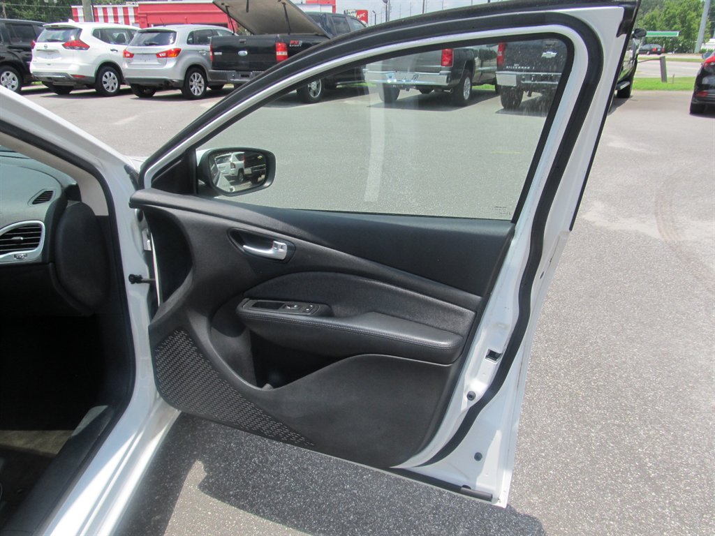 2013 Dodge Dart - $8,999