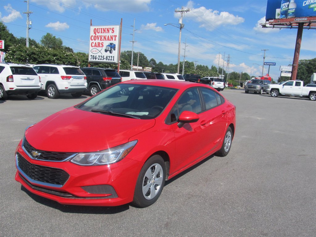 2018 Chevrolet Cruze - $8,999