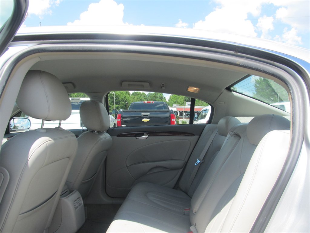2010 Buick Lucerne - $7,999