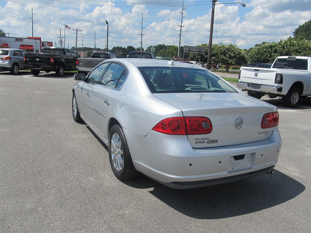 2010 Buick Lucerne - $7,999