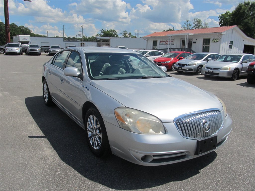 2010 Buick Lucerne - $7,999