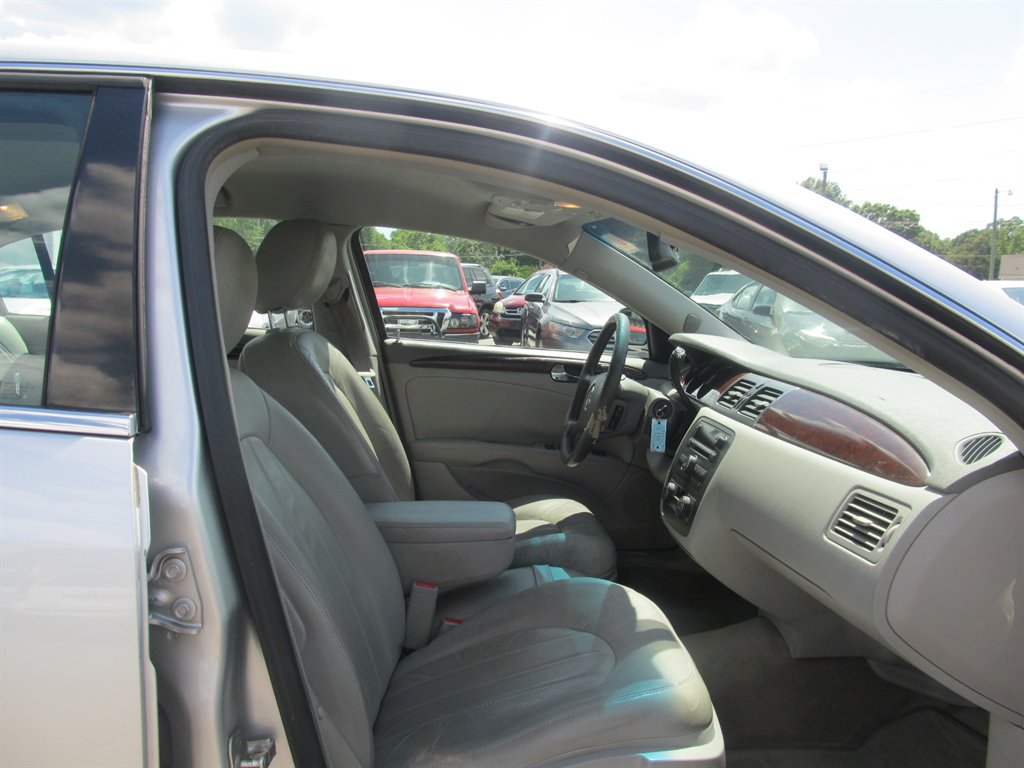 2010 Buick Lucerne - $7,999