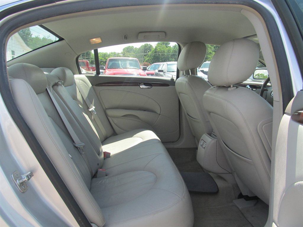 2010 Buick Lucerne - $7,999