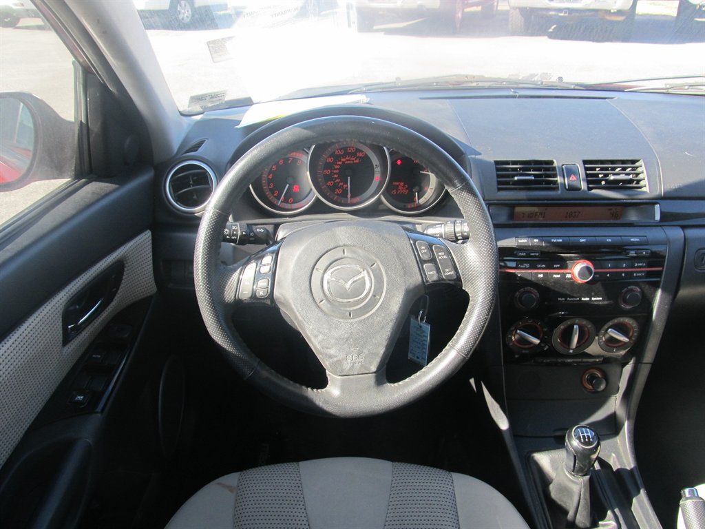 2009 MAZDA MAZDA3 - $6,999