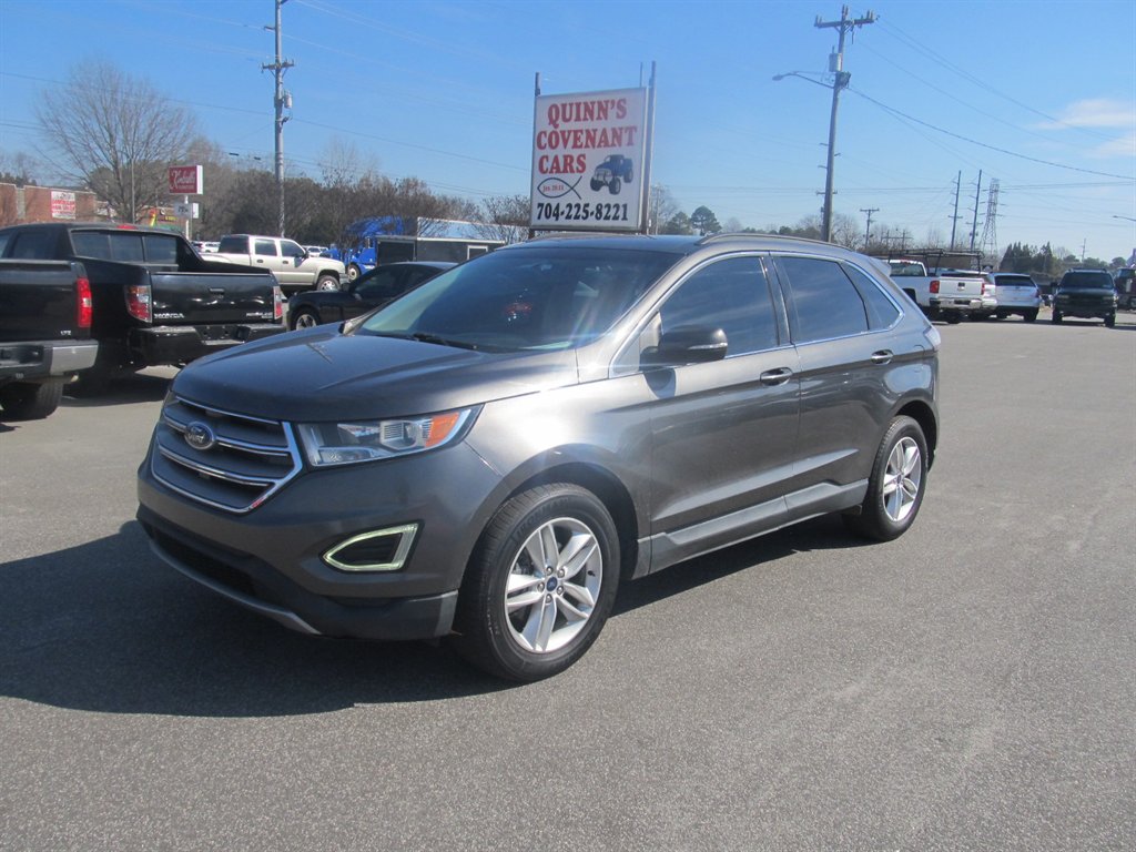 2015 Ford Edge - $9,999