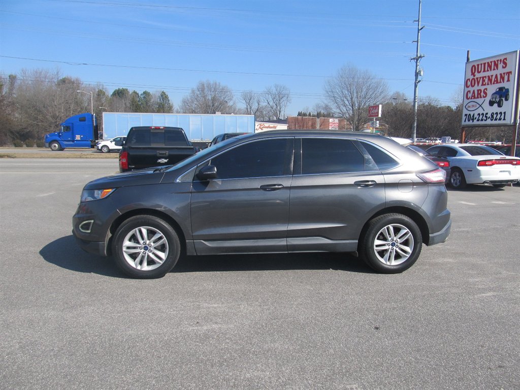 2015 Ford Edge - $9,999