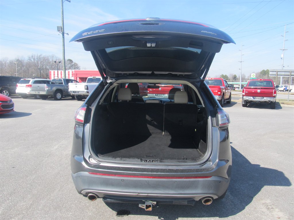 2015 Ford Edge - $9,999