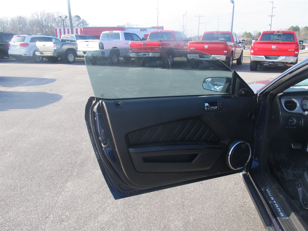 2011 Ford Mustang - $8,999